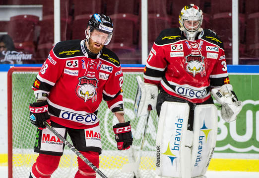 Malmö Redhawks Jens Olsson målvakt Jonas Gunnarsson deppar