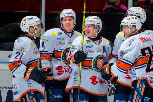 Växjös Cory Murphy , Niclas Lundgren och Tuomas Kiiskinen