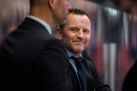 Brynäs tränare Thomas Berglund deppar