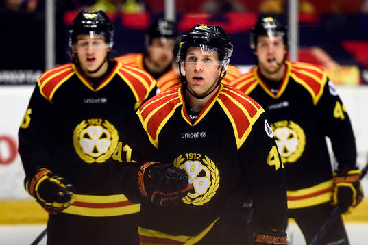 Brynäs Greg Scott jublar