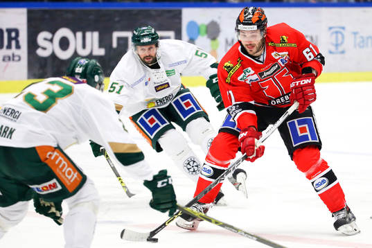 Örebros Justin Hodgman och Färjestads Rickard Wallin och