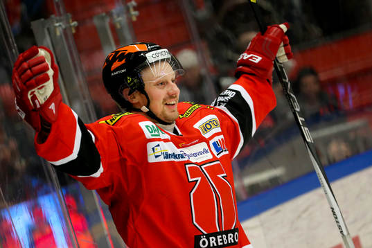 Örebros Marcus Weinstock jublar