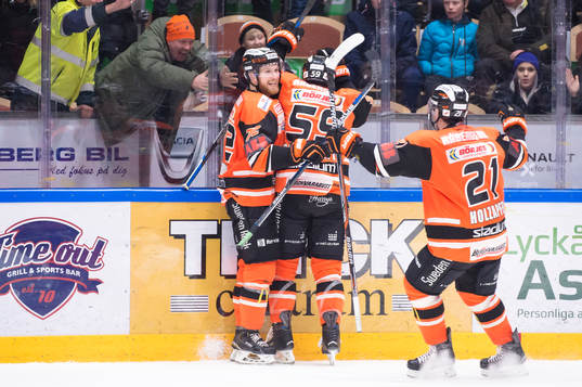 Karlskronas Julien Brouillette jublar