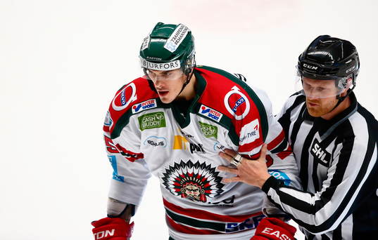 Frölundas Oliver Lauridsen visas ut