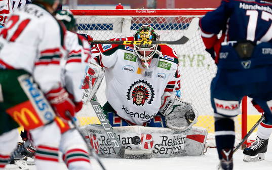 Frölundas målvakt Johan Gustafsson