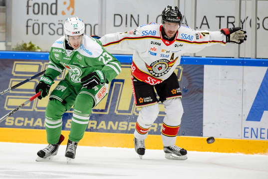 Rögles Daniel Sylwander mot Luleås Jan Sandström