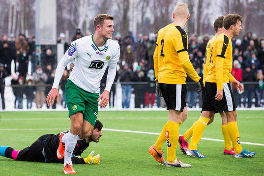 Hammarbys Richard Magyar jublar