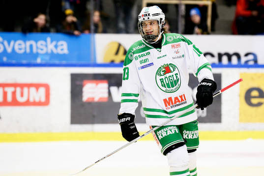 Rögles Timothy Liljegren  jublar