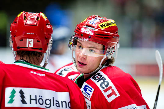 Modos Victor Olofsson jublar