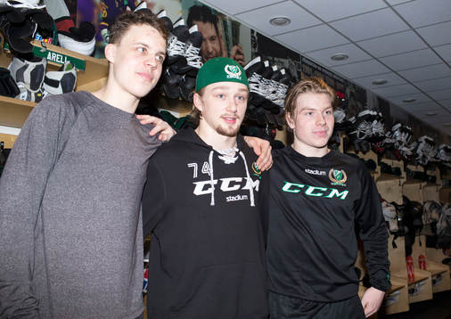 Färjestads Joel Eriksson Ek, Rasmus Asplund och Oskar