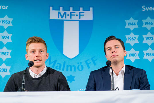 Anders Christiansen och sportchef Daniel Andersson när han
