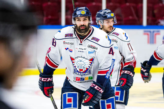 Linköpings Daniel Rahimi firar 1-4 av Gustav Forsling (ej