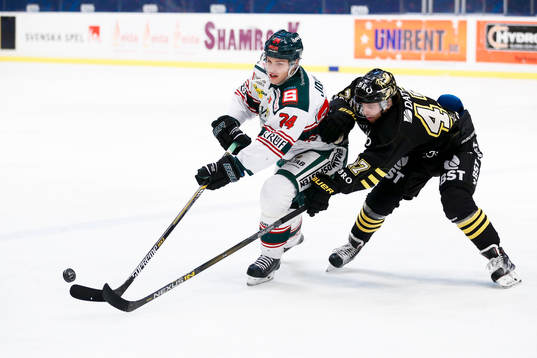s Eric Norin och Tingsryds Jonathan Johnson