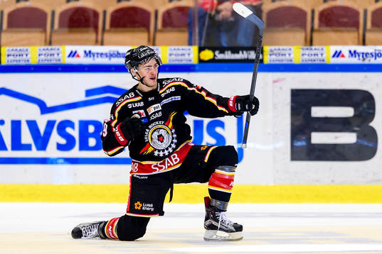 Luleås Johan Forsberg jublar