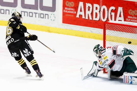 s Robin Kovacs sätter avgörande straffen bakom Tingsryds