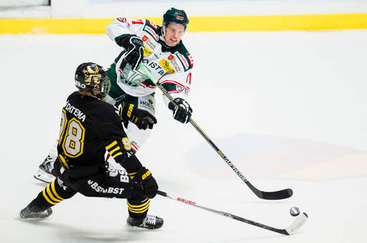 s Jesper Bratt