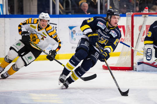s Emil Johansson