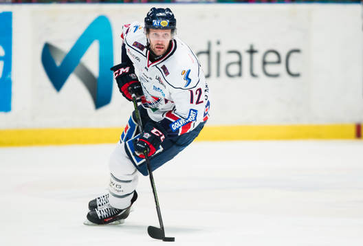 Linköpings Sebastian Karlsson i aktion