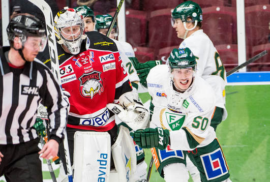 Färjestads Sebastian Erixon jublar