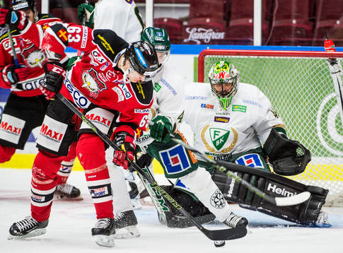 Malmö Redhawks Fredrik Händemark i närkam med