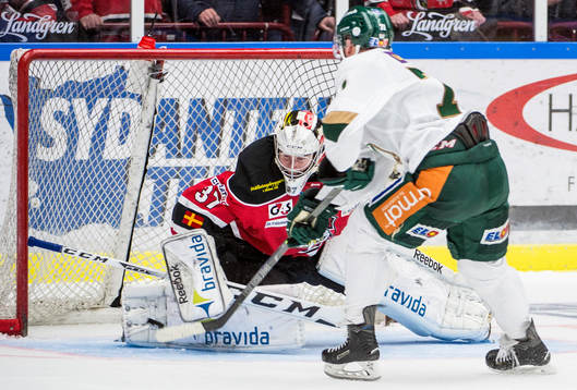 Färjestads Travis Turnbull lägger straff på Malmö