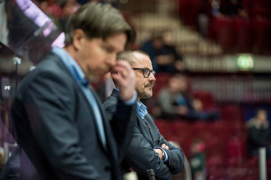 Färjestads assisterande tränare Anders Karlsson och
