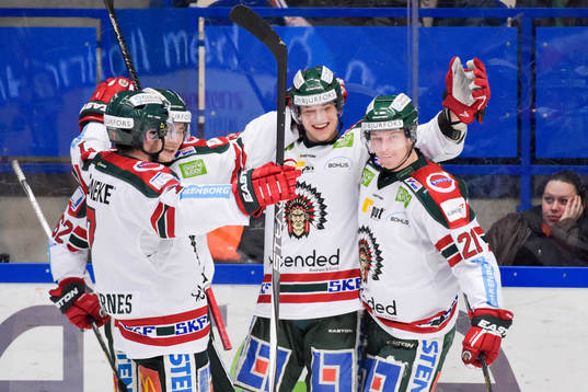 Frölundas Jacob Larsson jublar