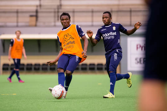 IFK Göteborgs Sabah Lawson mot Prosper Kasim