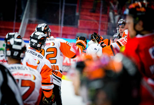 Karlskronas Alexander Bergström jublar