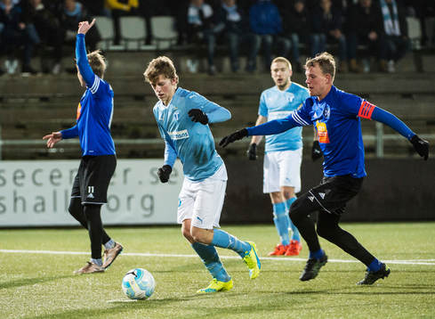 Malmös Teddy Bergqvist mot Fremad Amagers Mike Mortensen