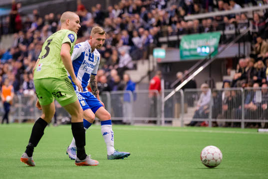 IFK Göteborgs Sebastian Eriksson mot Sarpsborgs Henri