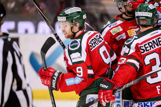 Frölundas Spencer Abbott jublar