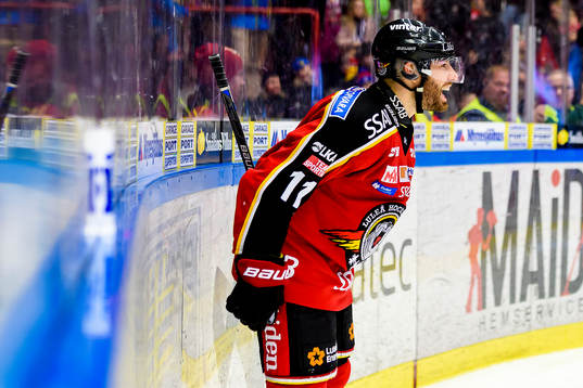 Luleås Jacob Micflikier jublar