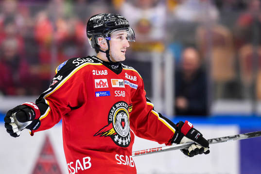 Luleås Bill Sweatt jublar