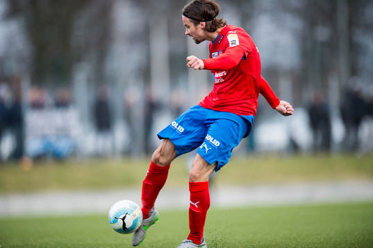 Helsingborgs Linus Hallenius skjuter in 3-0