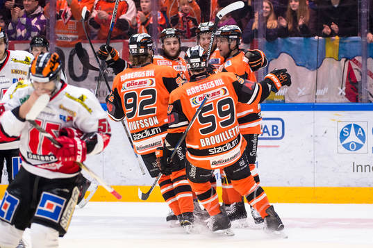 Karlskronas Joachim Rohdin har gjort 1-0