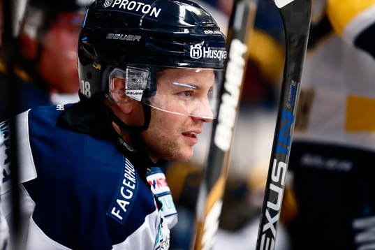 s Pär Aarlbrandt