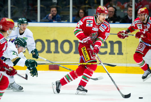 Färjestads Martin Röymark och Modos Emil Pettersson