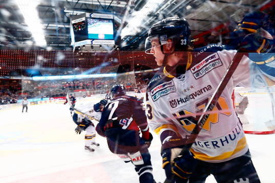 s Niklas Hansson