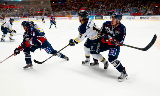 s Emil Johansson och Linköpings Jakob Lilja