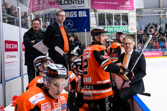 Karlskronas lag i båset