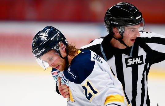 s Mattias Tedenby visas ut
