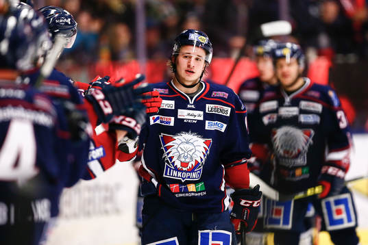 Linköpings Jacob Lilja jublar