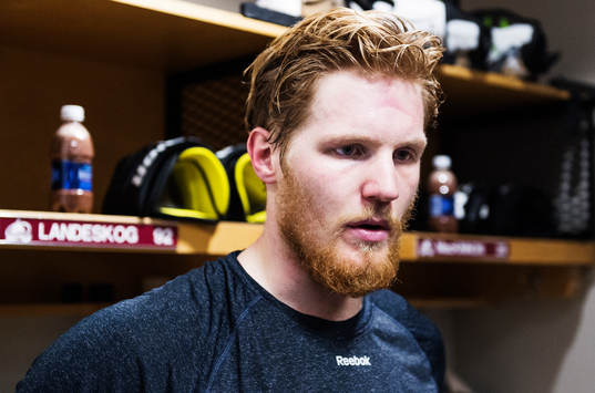 Gabriel Landeskog i omklädningsrummet