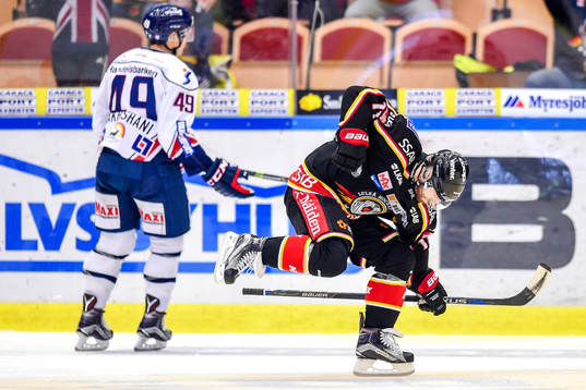Luleås Jacob Micflikier jublar
