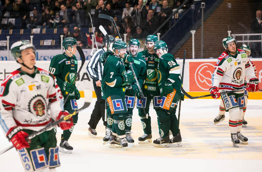 Färjestads Niclas Arell jublar
