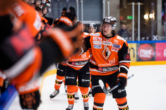 Karlskronas Jesper Olofsson jublar