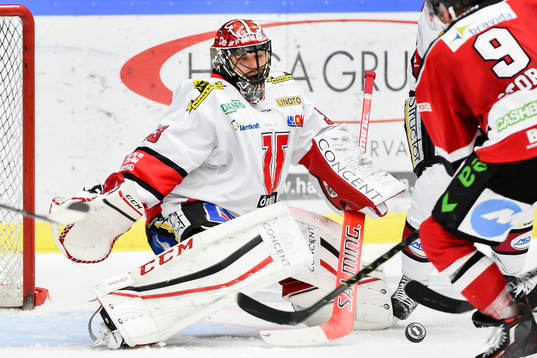 Örebros målvakt Julius Hudacek