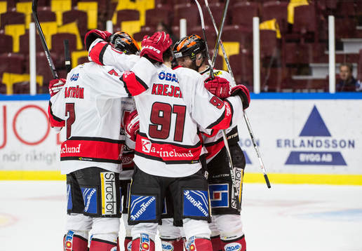 Örebros spelare jublar åt 0-4