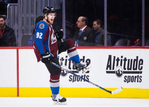 Colorados Gabriel Landeskog jublar
